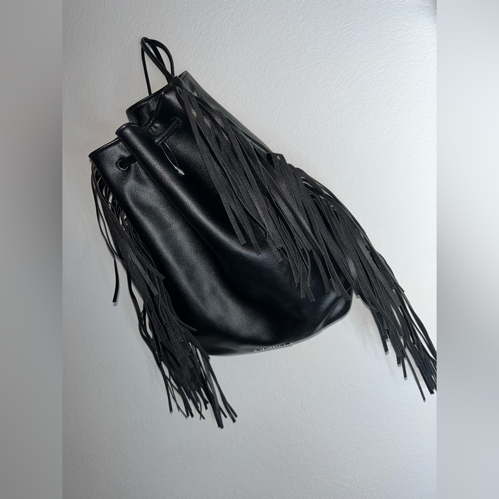 Victoria's Secret Fringe Bucket Bag Drawstring Black Faux Leather Large NWOT - Picture 6 of 16